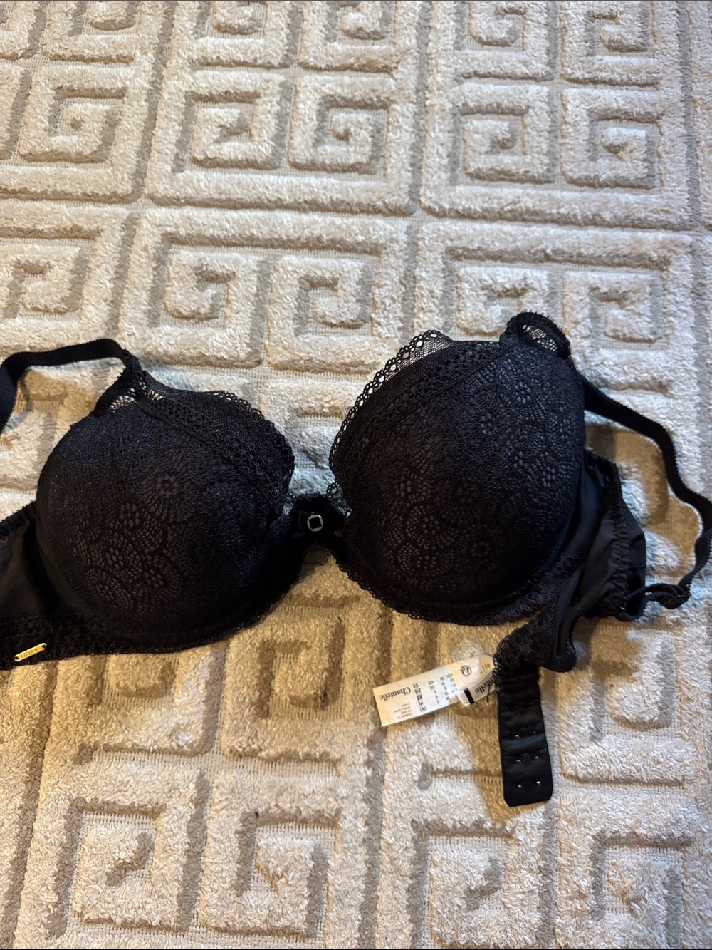 Chantelle Black Lace Underwire Push-Up Bra